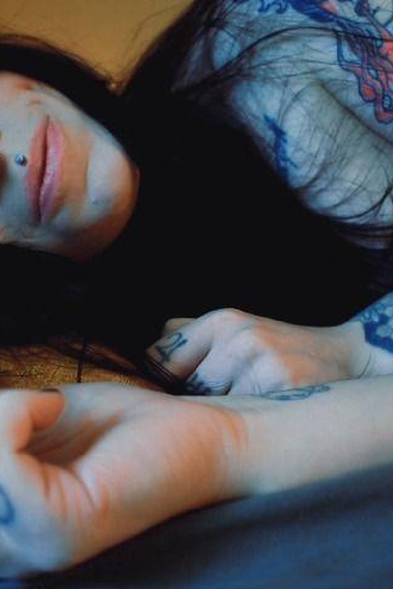 Sleepy Nude Pillow Talk POV Gfe - Screenshot 1 of 4 - Girlfriend