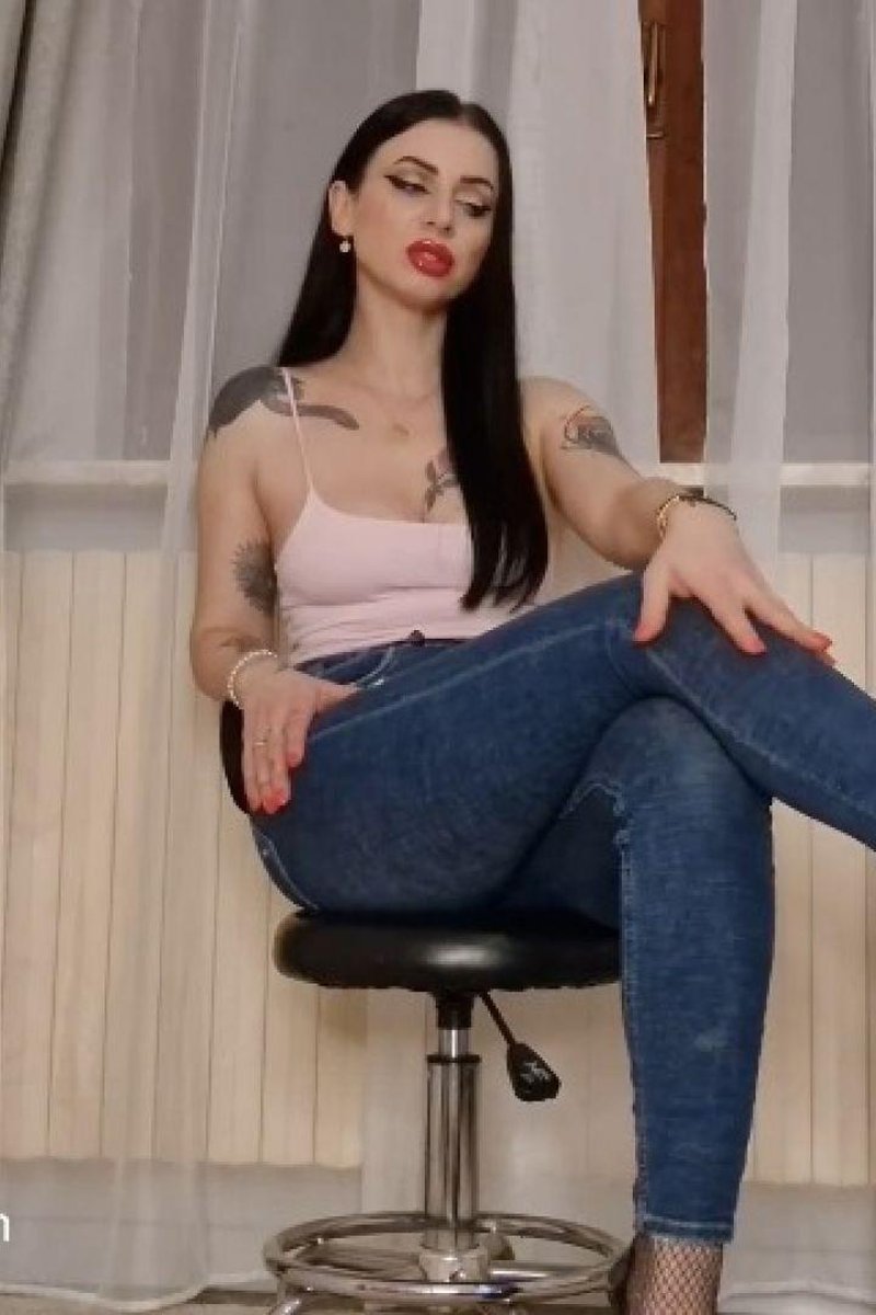 Vid Bundle - Screenshot 1 of 4 - Leg Fetish