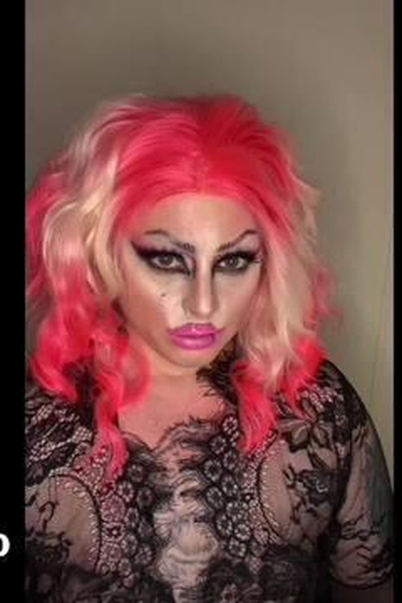 Serving Face - Screenshot 1 of 4 - Agender