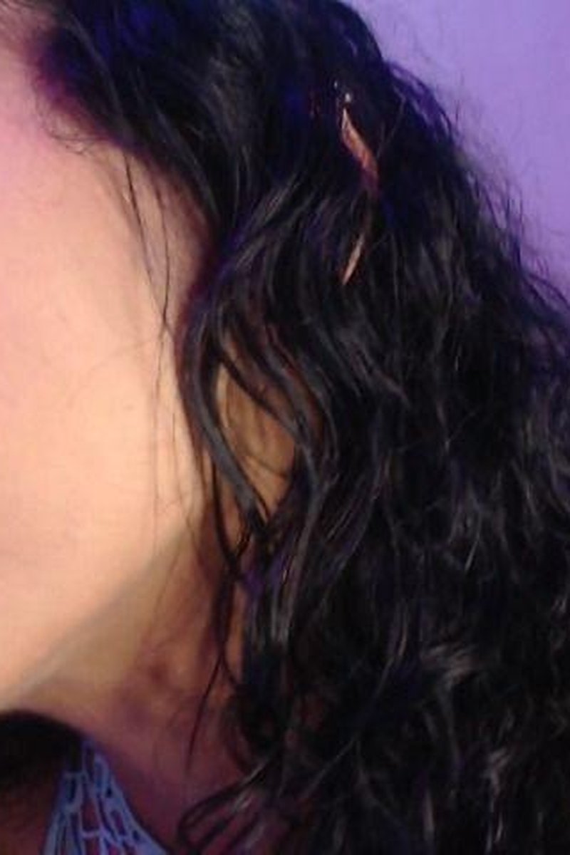 Ear Eating ASMR - Screenshot 1 of 4 - Brown Hair
