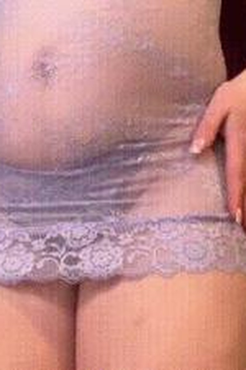 Hairy Pussy Worship - Screenshot 1 of 4 - Hairy