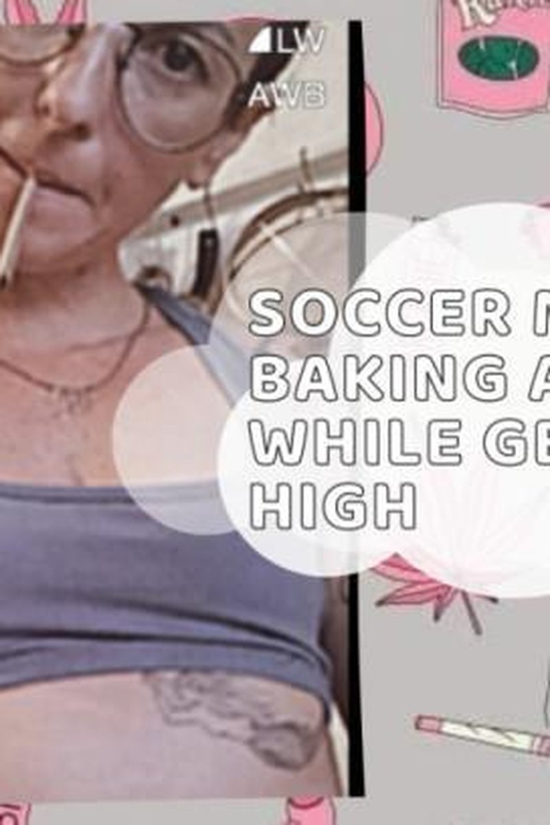 Baking While Getting Baked - Screenshot 1 of 4 - Alternative Girl