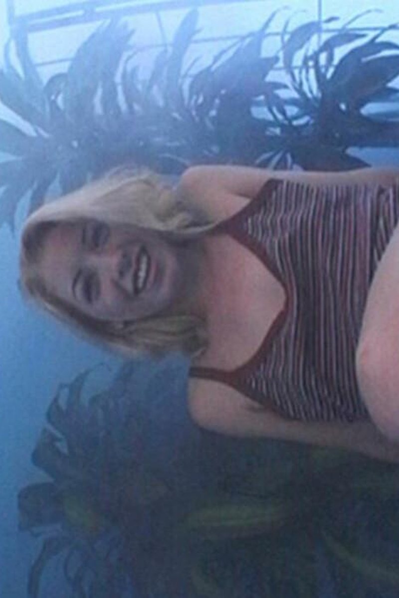 Rain - Screenshot 1 of 4 - Blond Hair