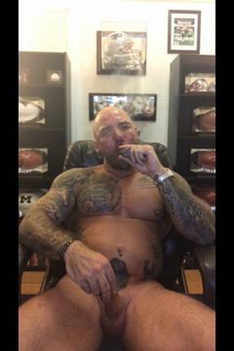 Findom 2 - Screenshot 1 of 4 - Cashpig