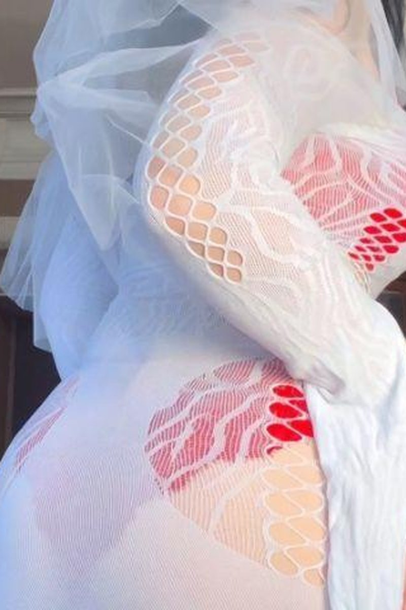 A Bride - Screenshot 1 of 4 - Lingerie