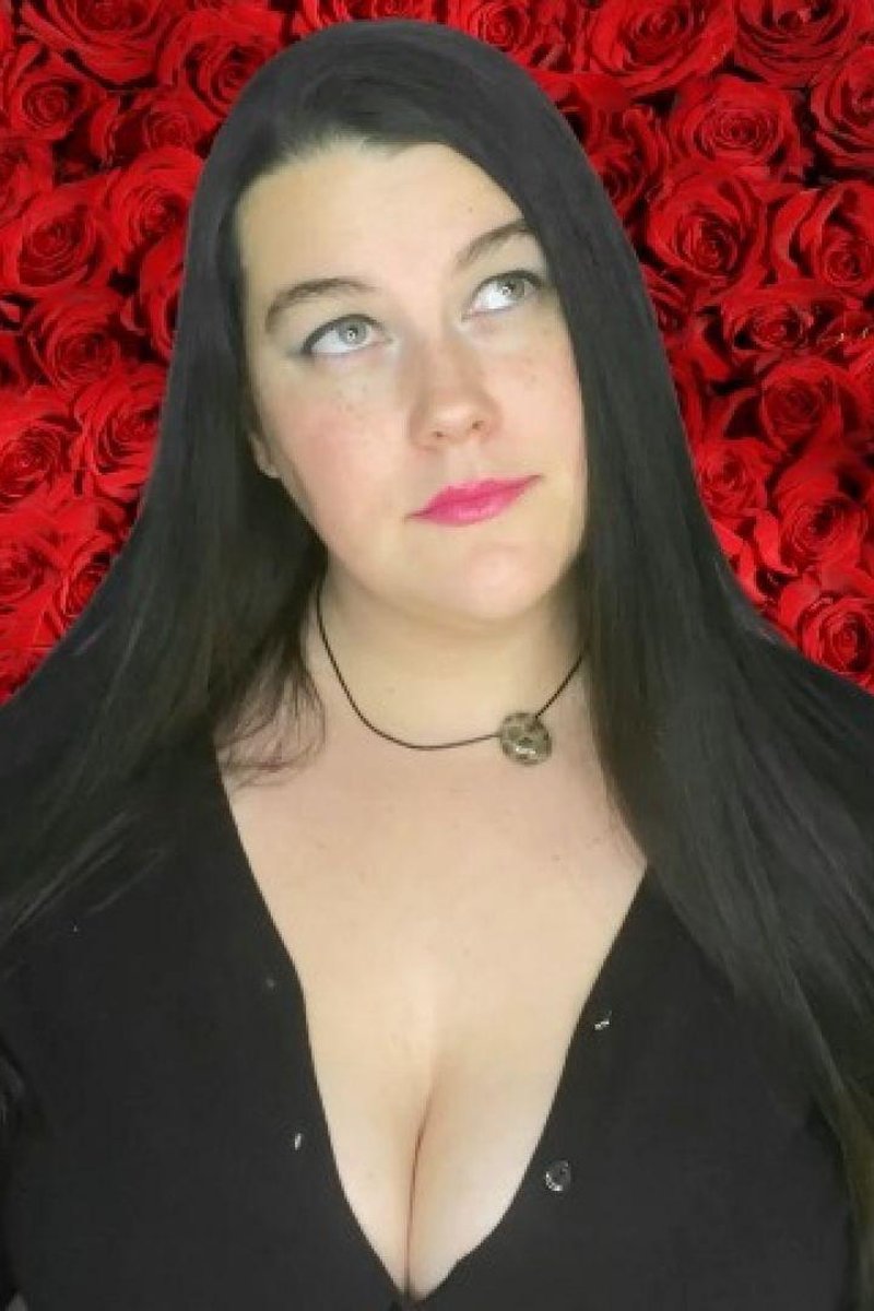 Musical Chairs - Screenshot 1 of 4 - Big Tits