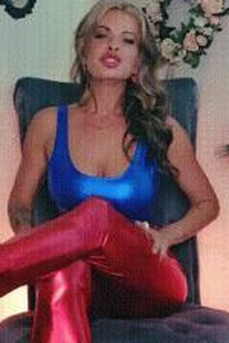 Miss Maga!!! - Screenshot 1 of 4 - Bodybuilder