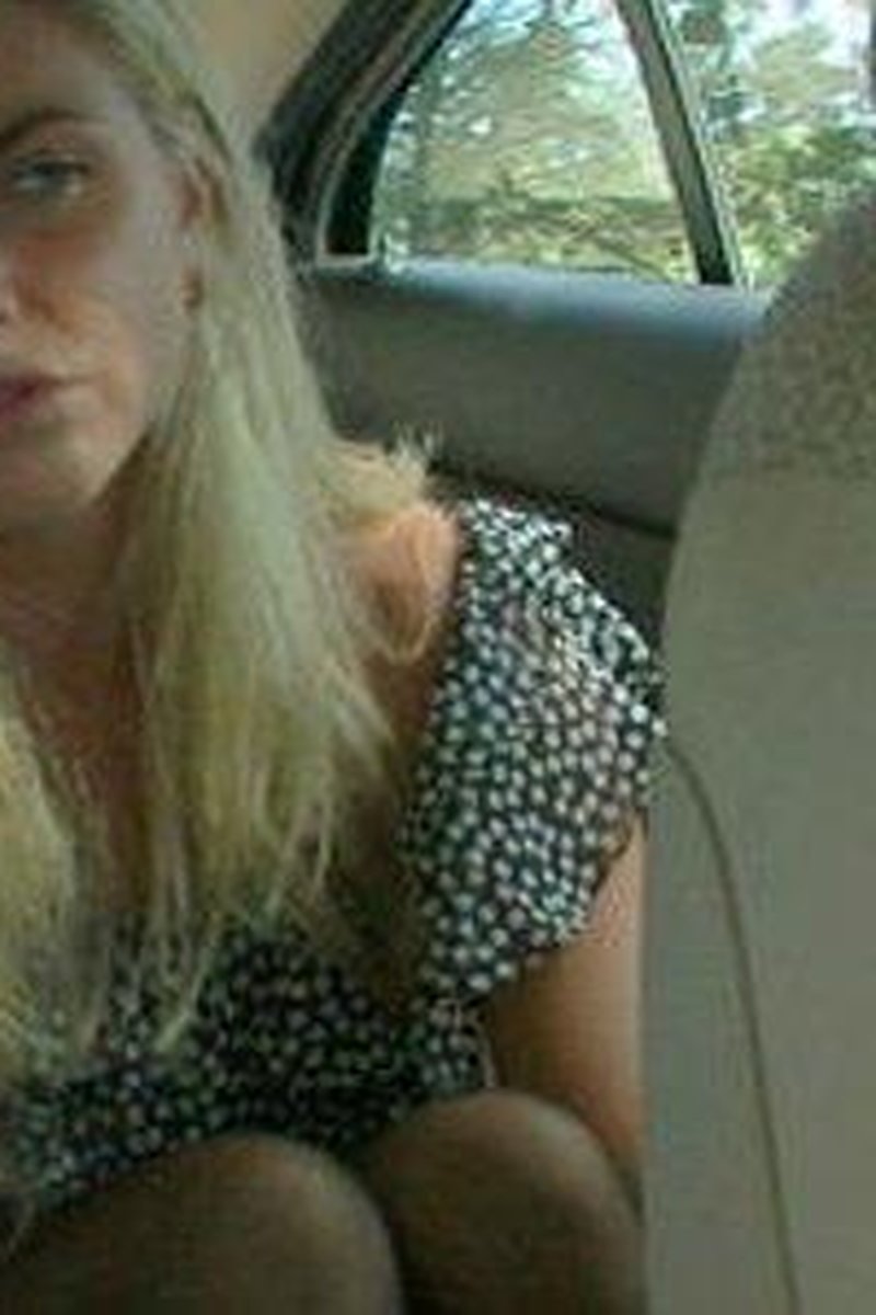 Traffic Jam (Repost) - Screenshot 1 of 4 - About To Piss Herself