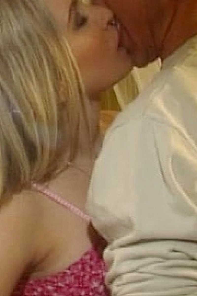 Mariella Is A Skank - Screenshot 1 of 4 - Anal