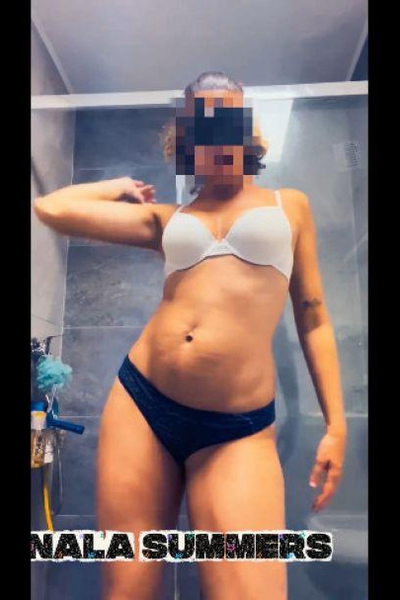 Hot Shower - Screenshot 1 of 4 - Amateur
