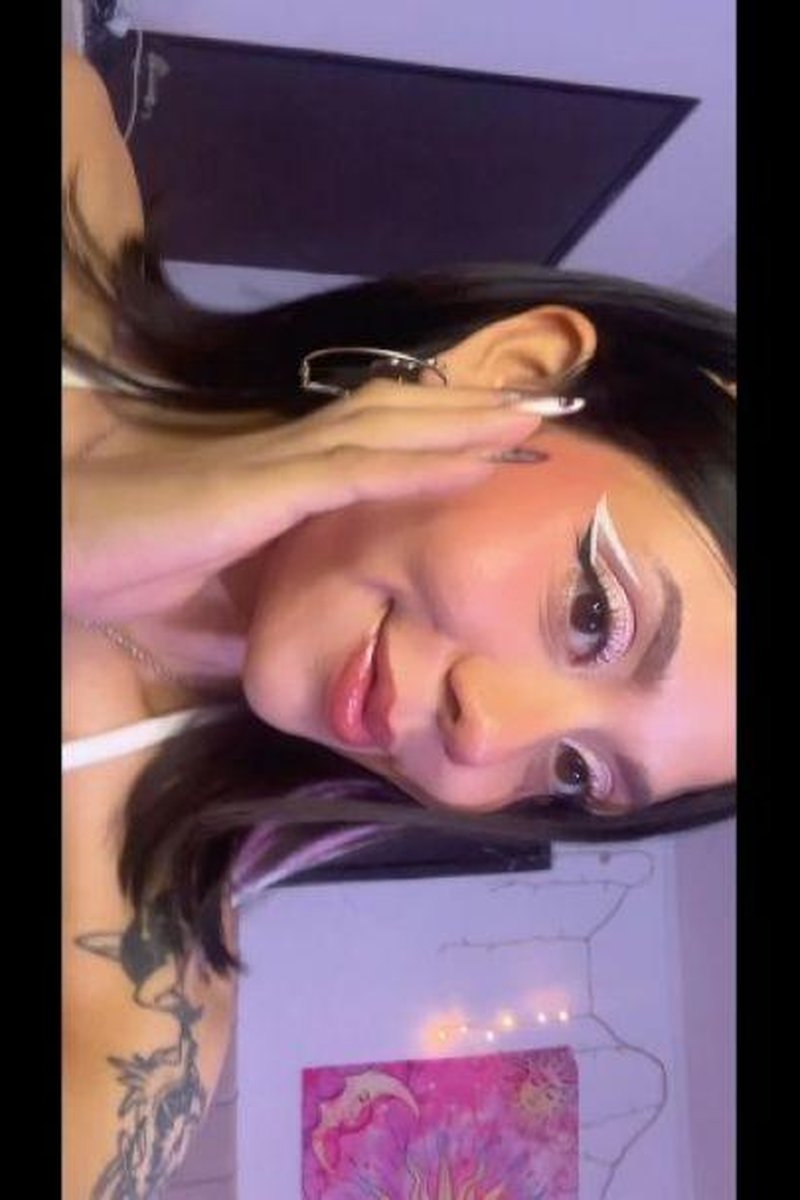 Hello! Uwu - Screenshot 1 of 4 - Adorable