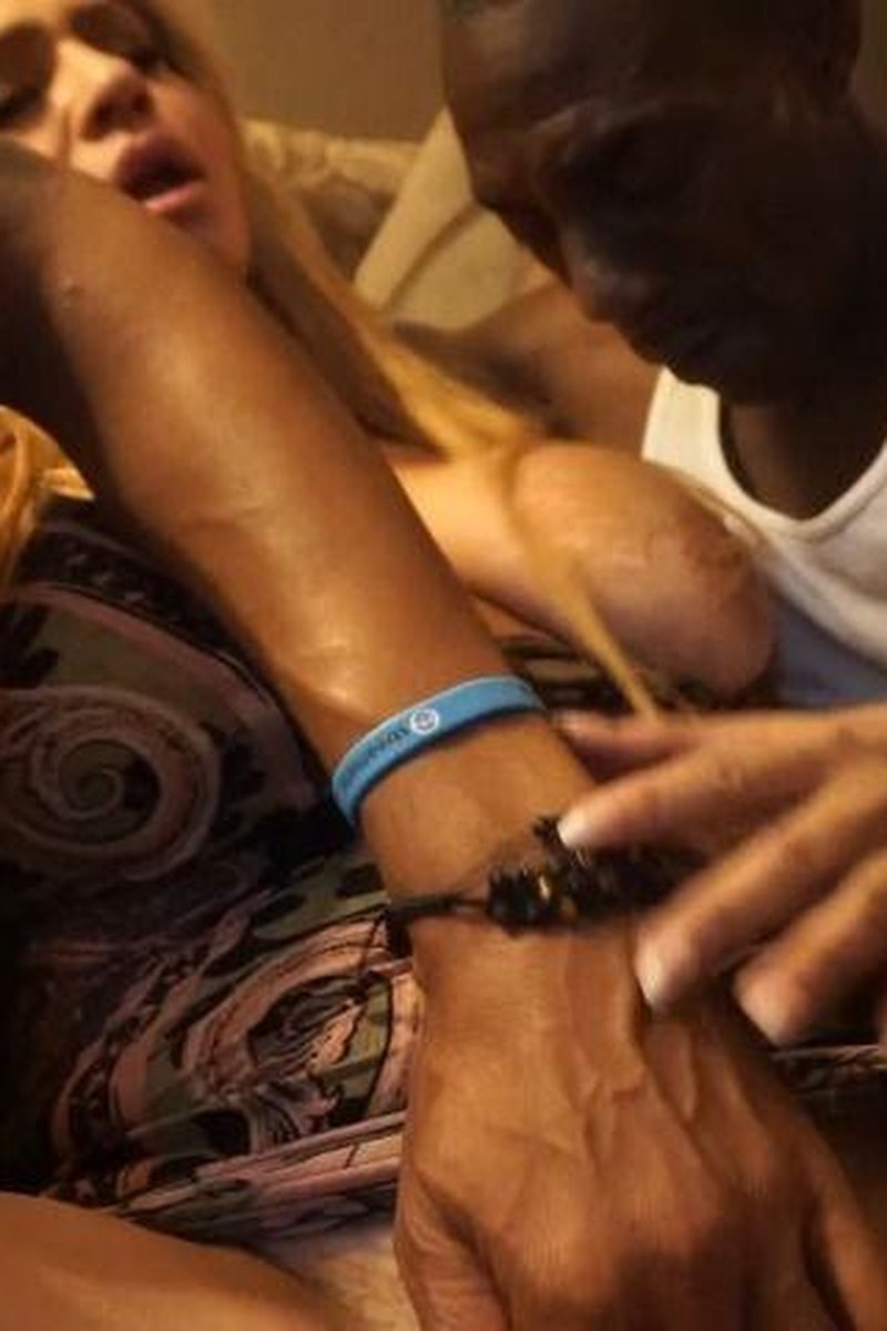 Casting Couch - Screenshot 1 of 4 - Blowjob