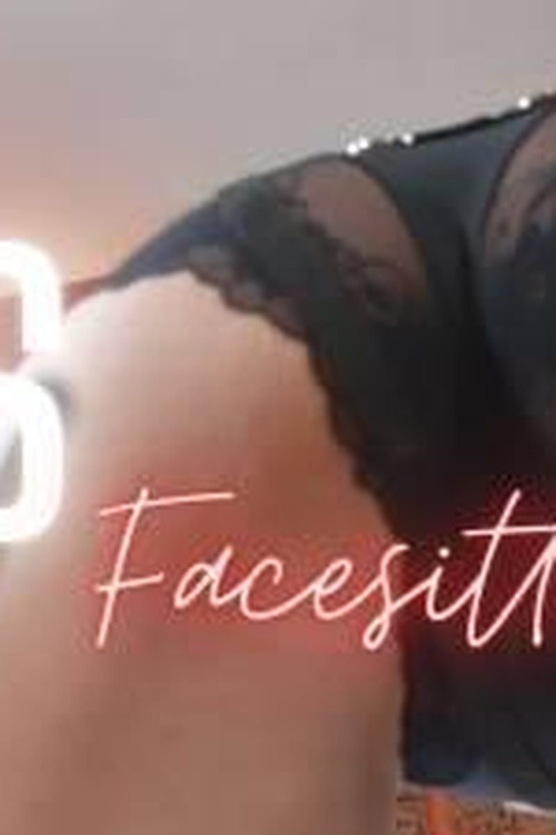 Facesitting (Eng Sub) - Screenshot 1 of 4 - Ass Fetish