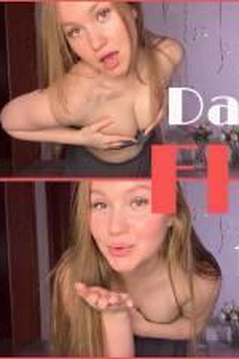 Boobs Flash While I Dance - Screenshot 1 of 4 - Belly Fetish
