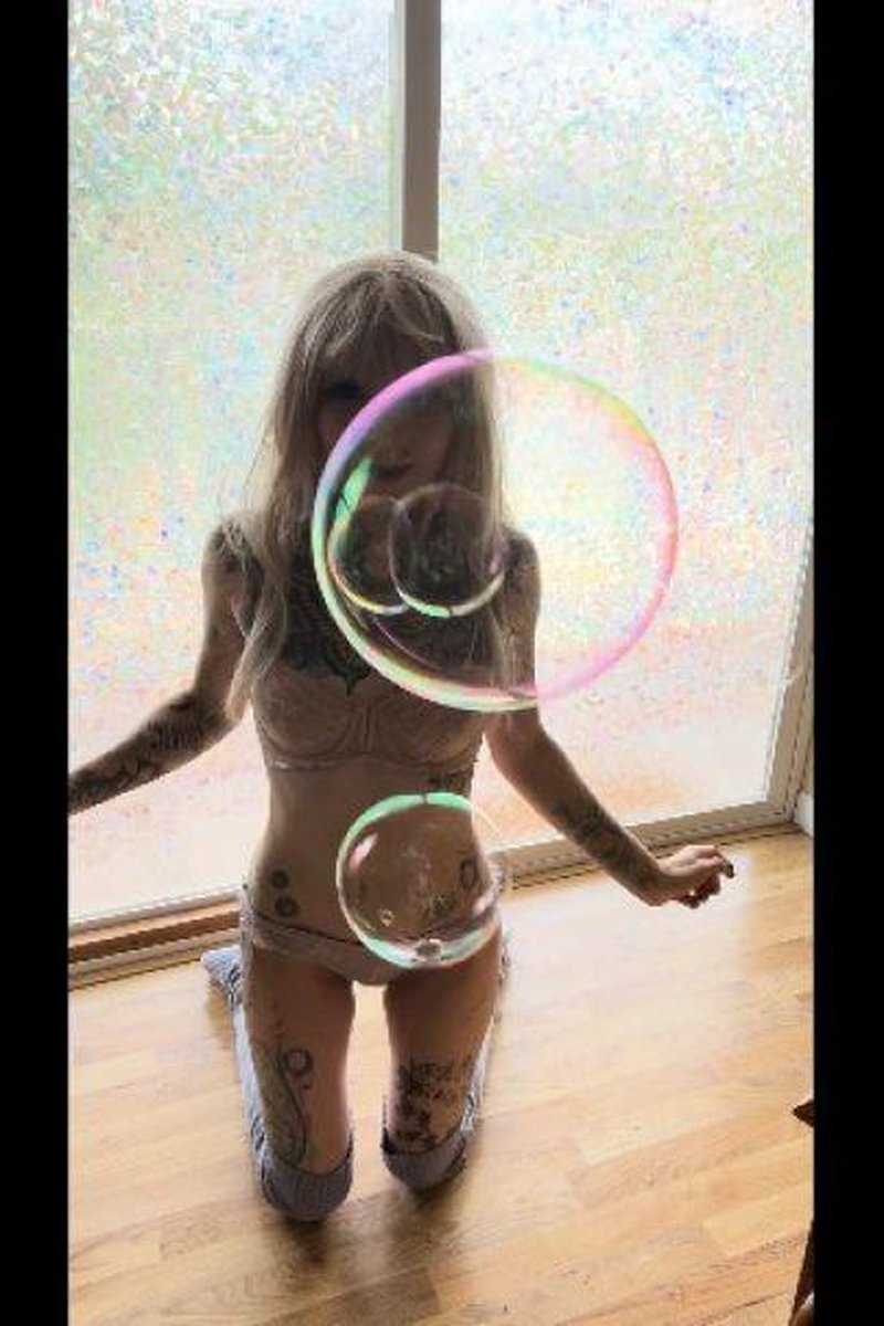 Bubbles - Screenshot 1 of 4 - Adorable