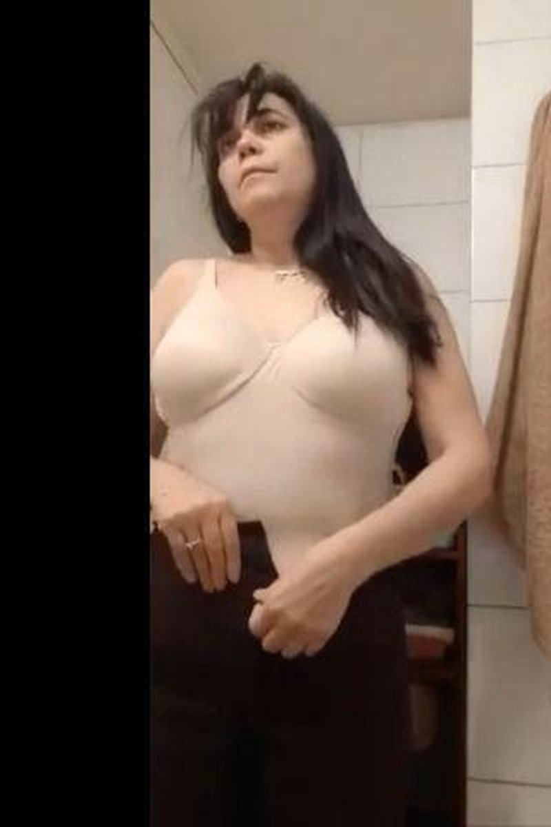 Step-Mom Dressing - Screenshot 1 of 4 - BBW