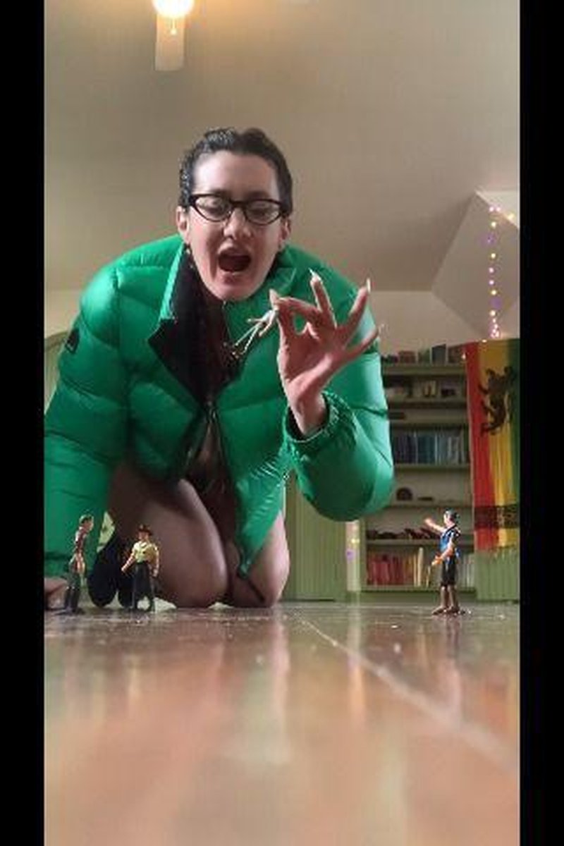Watch Out - Screenshot 1 of 4 - Fetish