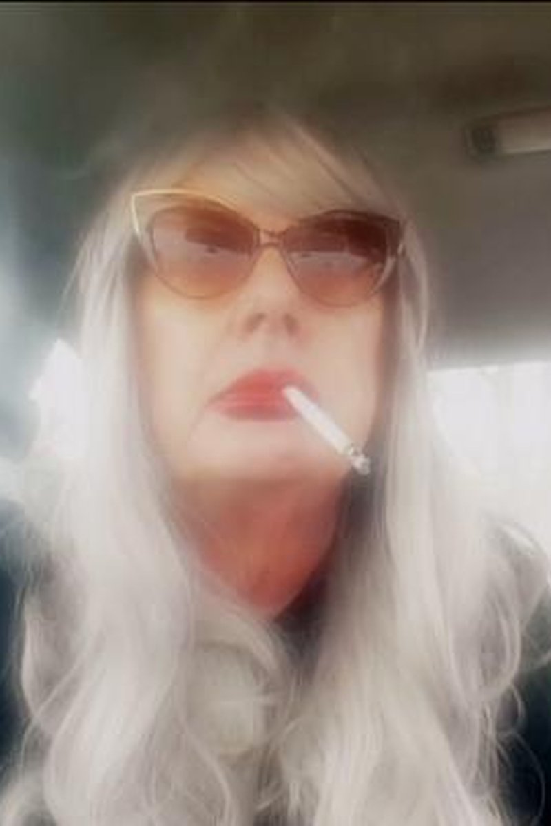 I Love 2 Dangle Long Cigarettes & The Revenge Vera Gemini - Screenshot 1 of 4 - Cross Dressing