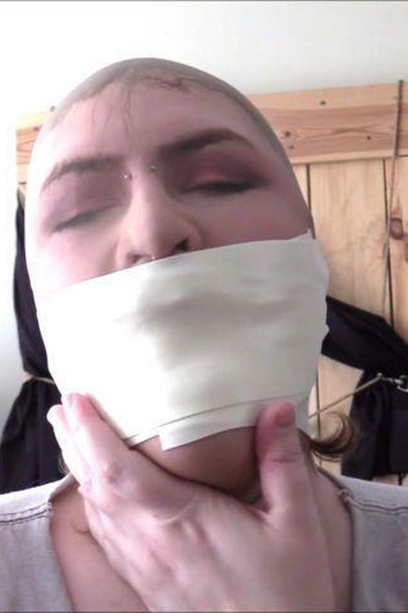 Self Gags - Screenshot 1 of 4 - Bondage