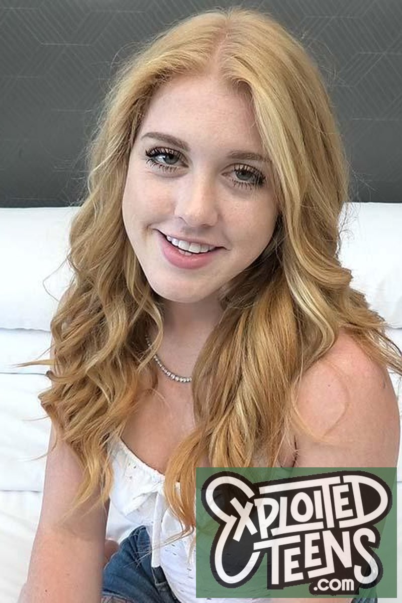 Penelope - Screenshot 1 of 4 - Creampie