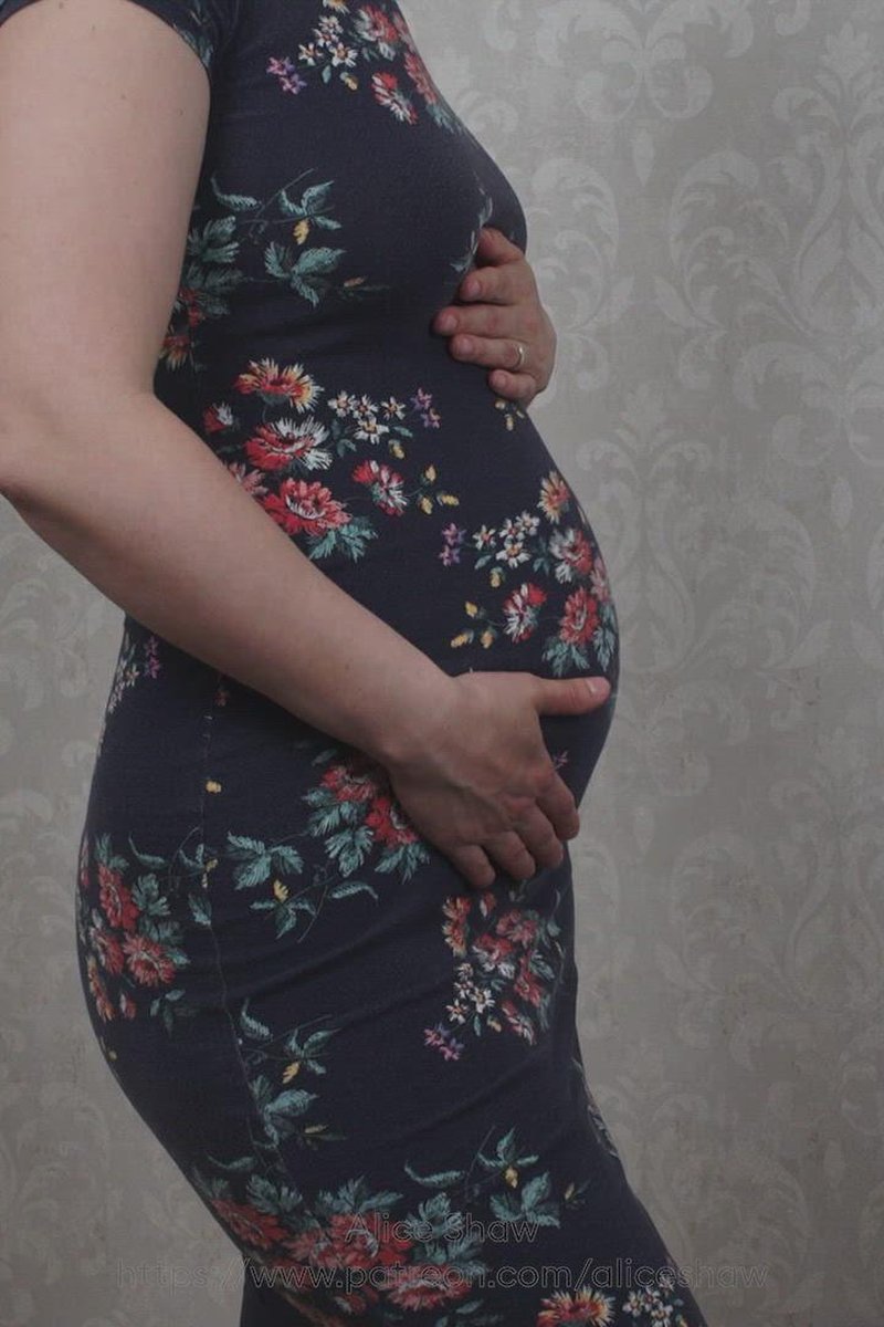 Flower Dress After Dinner - Screenshot 1 of 4 - Bloated