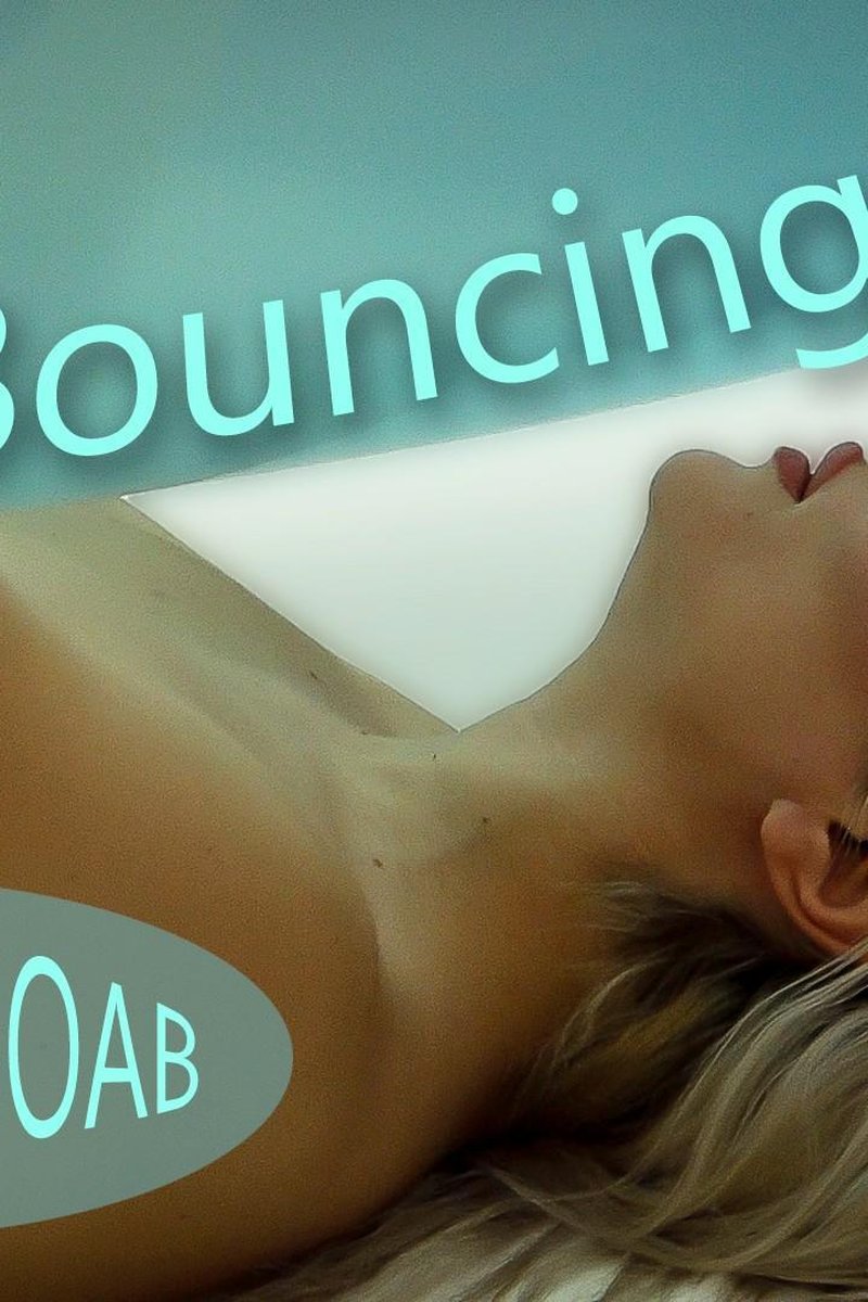 Bouncing Tina - Screenshot 1 of 4 - Tina Bluediamond