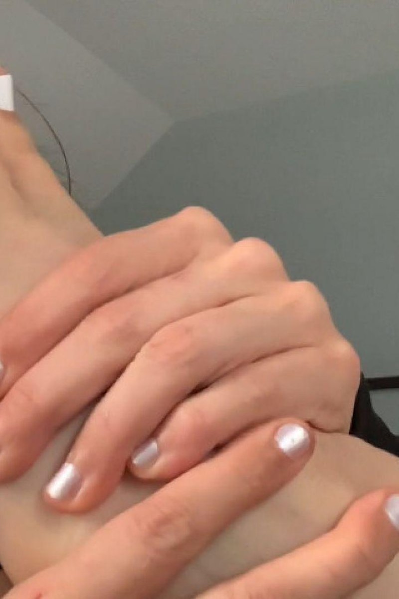 White Toes Worship - Screenshot 1 of 4 - Famous Feet