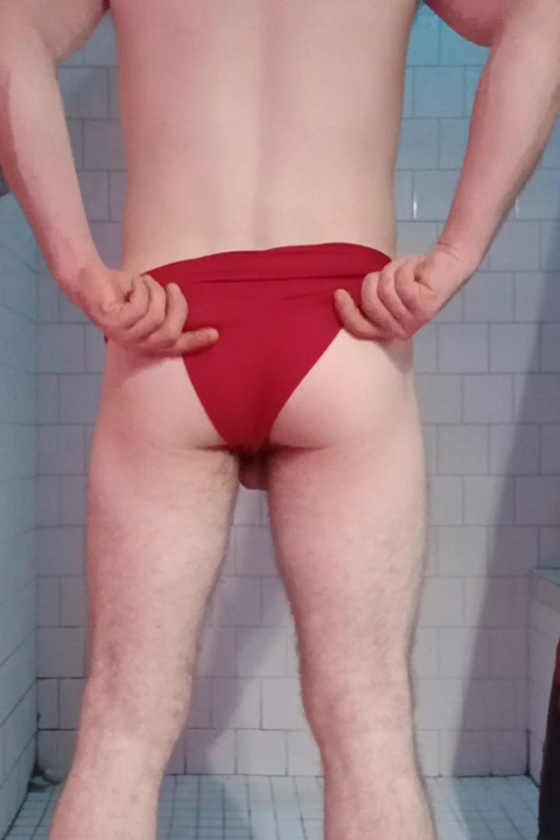 Morning Wedgie Flossing - Screenshot 1 of 4 - Bisexual