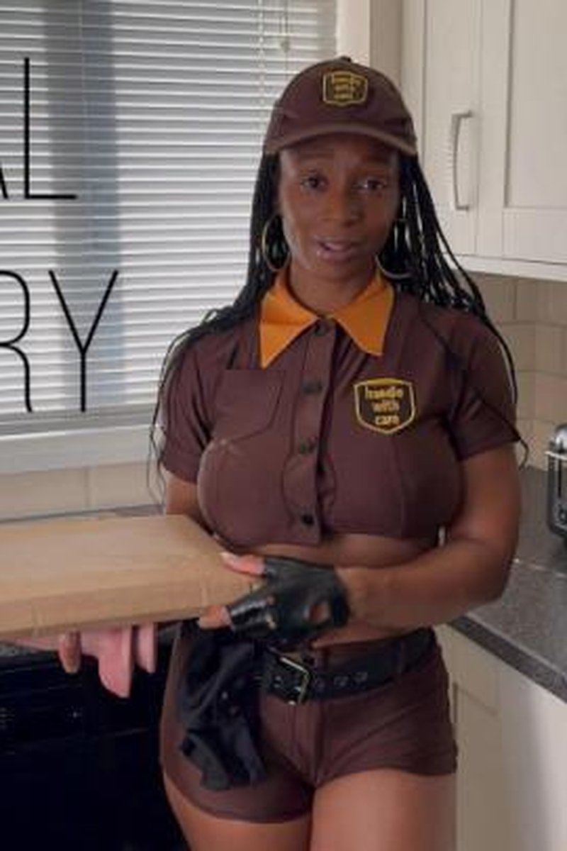 Special Delivery - Screenshot 1 of 4 - Babes