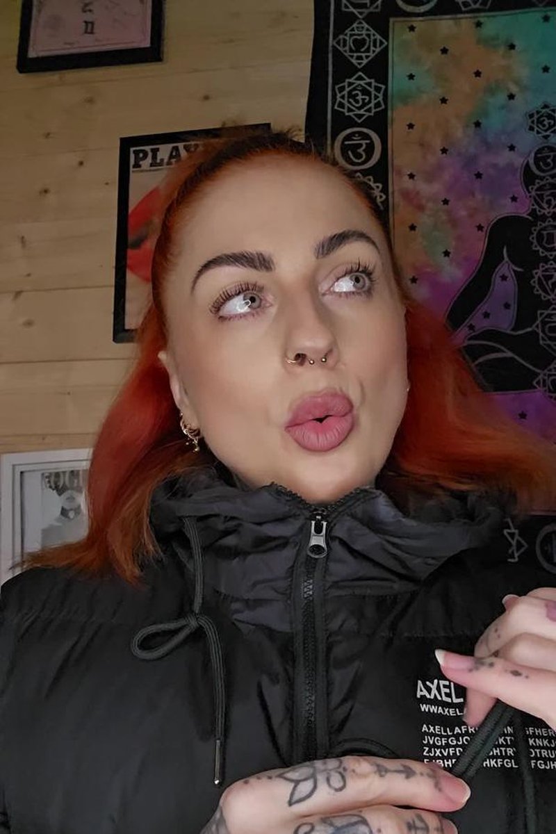 Puffer Coat Teasing - Screenshot 1 of 4 - Coat