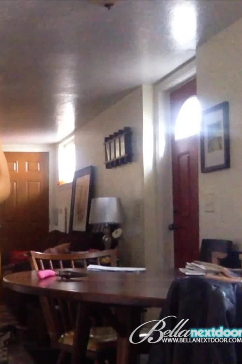 Kitchen Dildo Fun - Screenshot 1 of 4 - Amateur