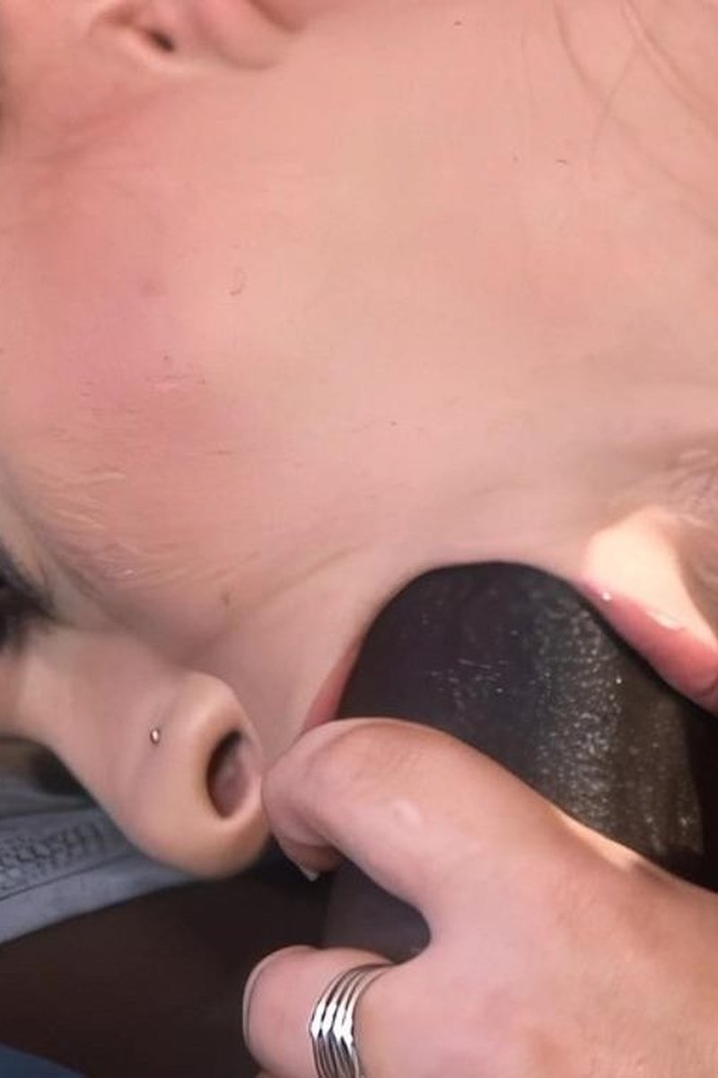 They Love Sucking Big Cock - Screenshot 1 of 4 - Anal