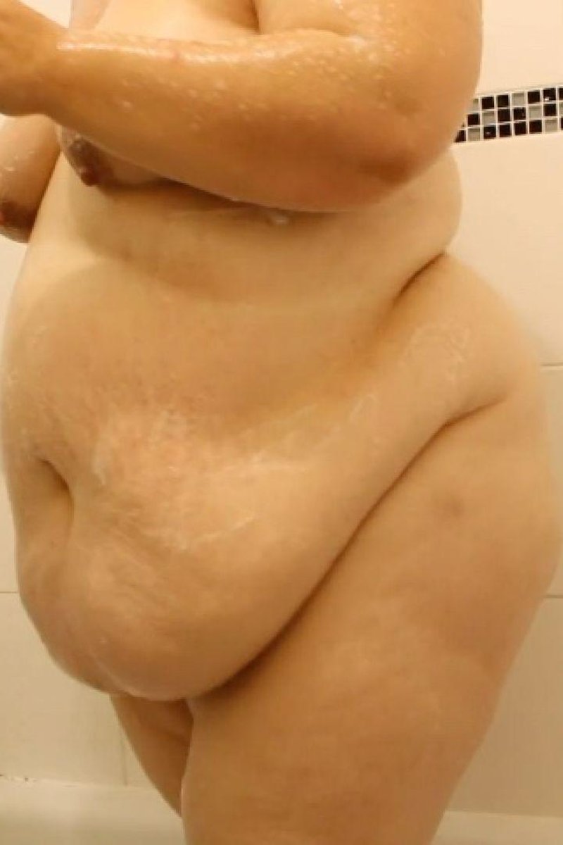 BBW Shower - Screenshot 1 of 4 - BBW