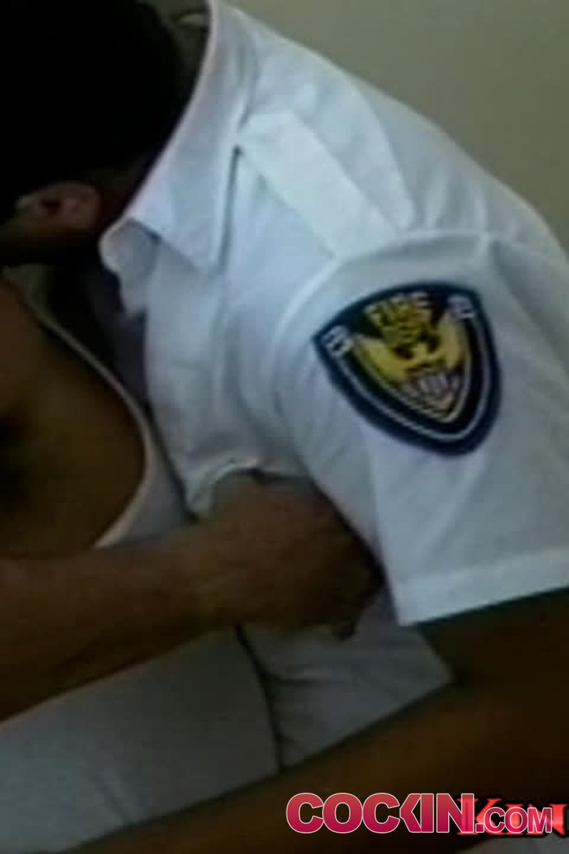Draining the Hoses - Screenshot 1 of 4 - Anal
