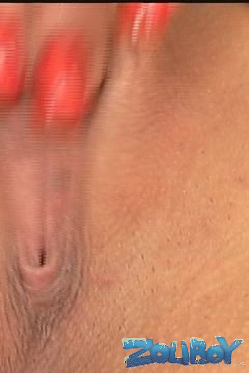 Lovely - Screenshot 1 of 4 - Brown Hair