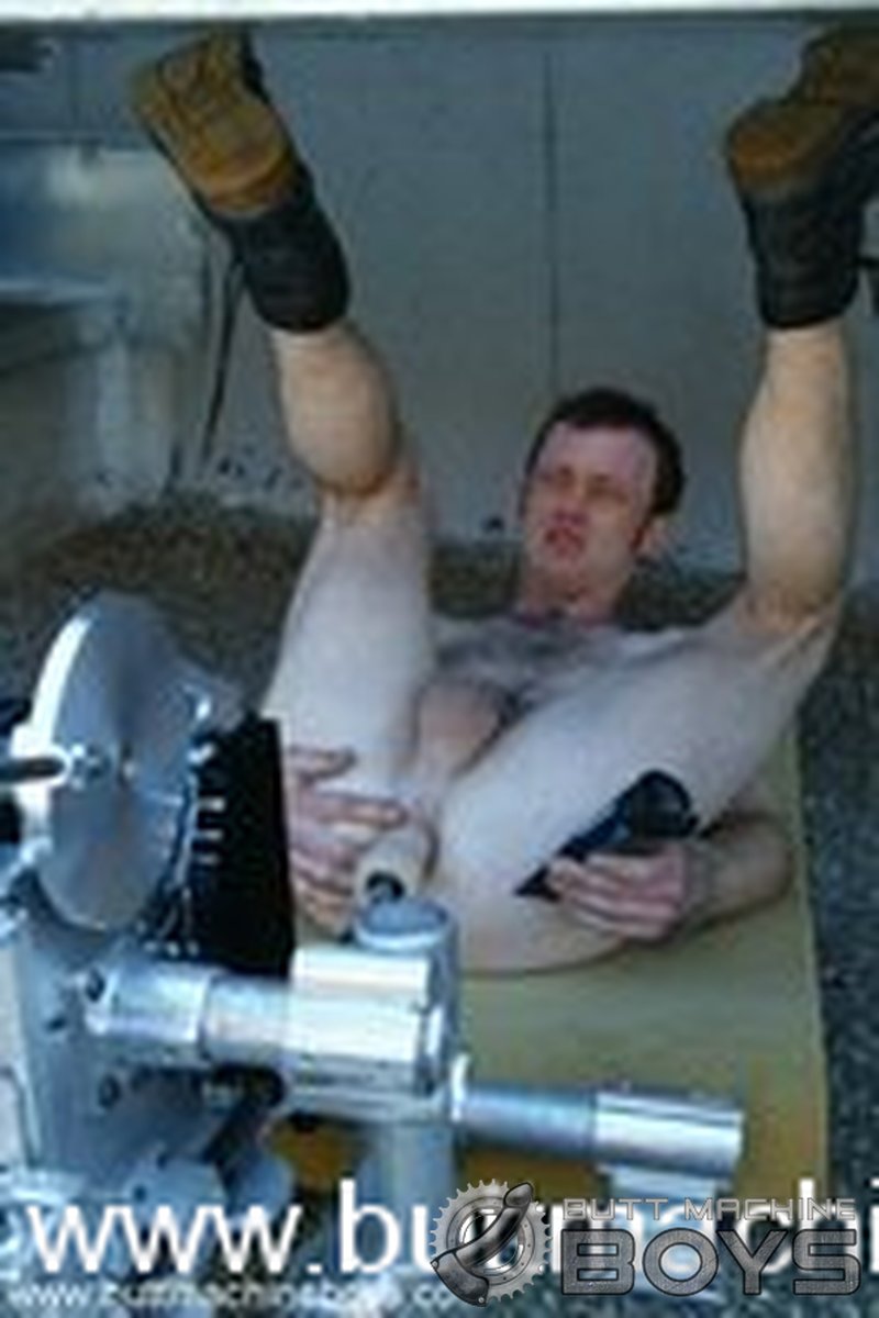 Tom Deven - Screenshot 1 of 4 - Anal
