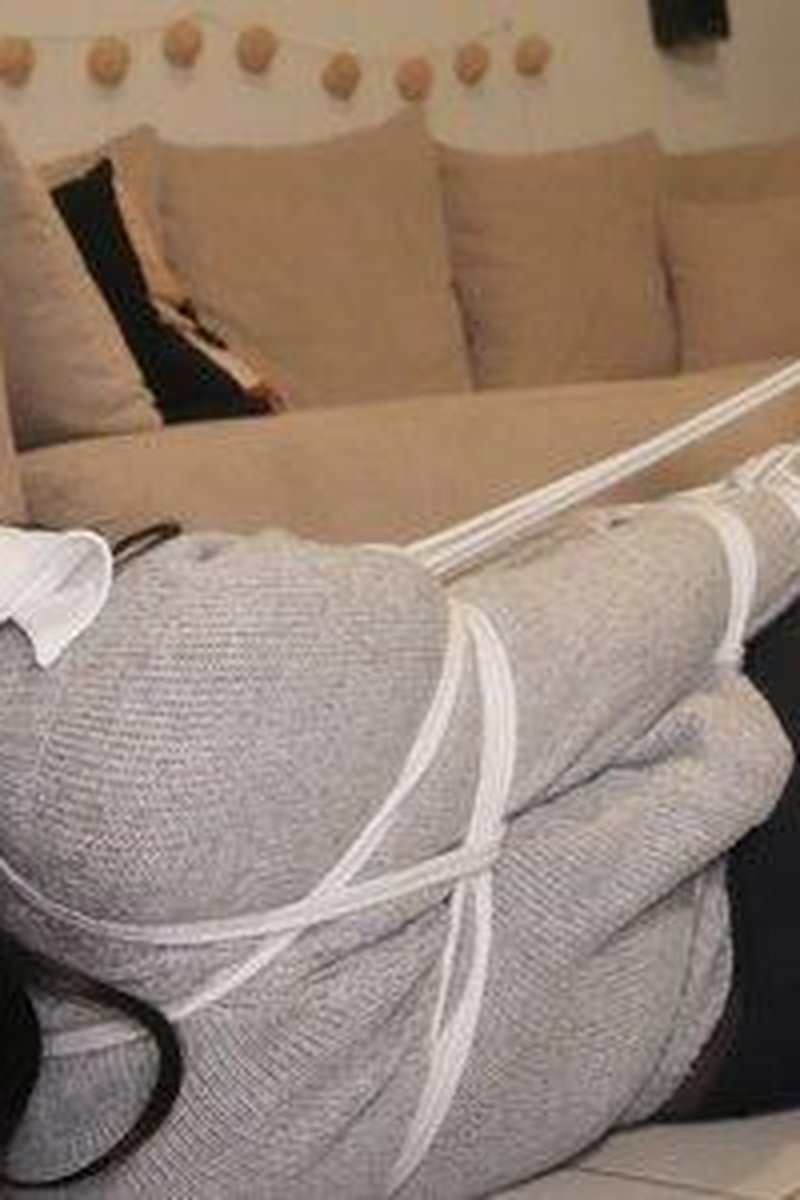 TP-clips4salefrenchbondage-the-french-girl-tied-up-and-gagged-during-nap-time
