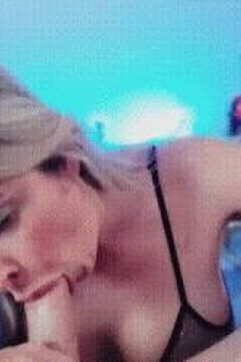 MILF Quickie!! - Screenshot 1 of 4 - Big Dick