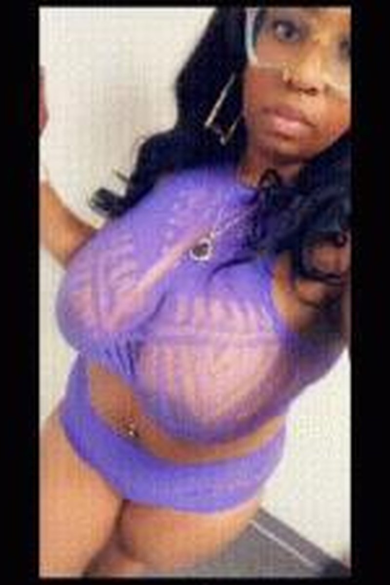 Purple Pleaser - Screenshot 1 of 4 - BBW
