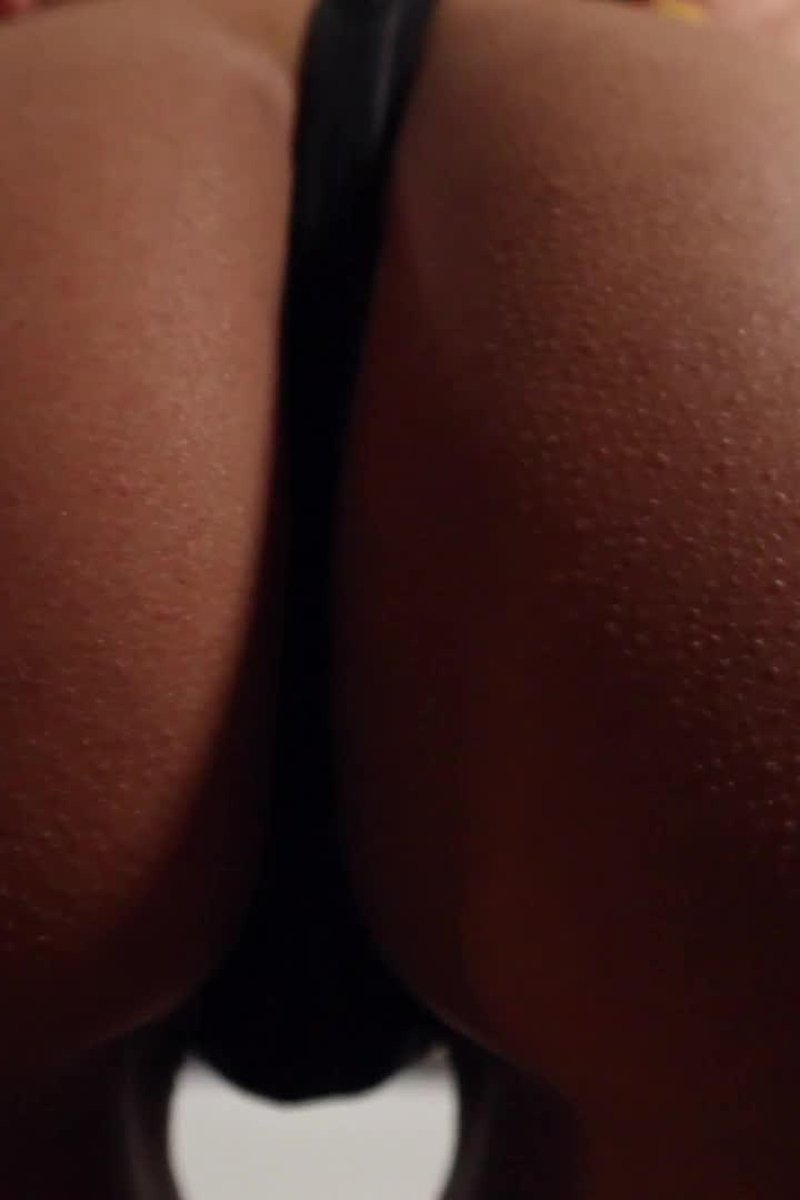 TP-iwantclipsmajestynatalie-fuck-your-handpussy-to-my-ass-while-youre-denied-real-pussy