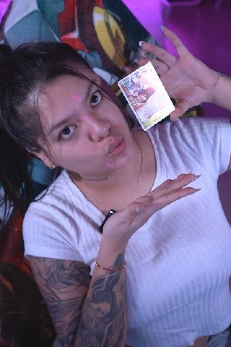 Hell Yeah Rare Yamato Pull - Screenshot 1 of 4 - Brown Hair