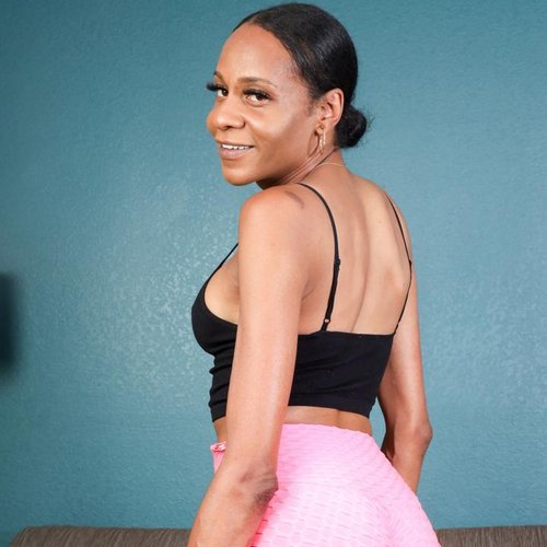 Leah Hardz — Photos | AshemaleParadise