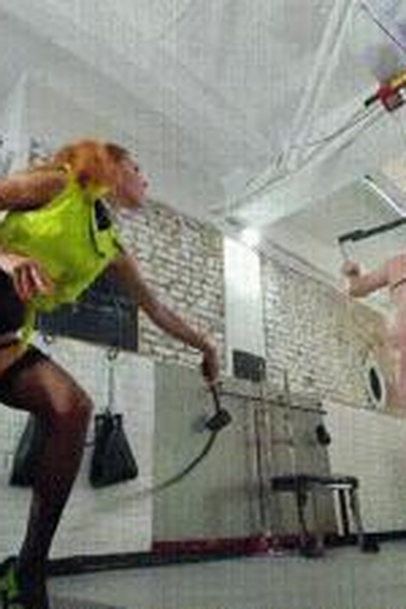 Single Tail Ouverture - Screenshot 1 of 4 - BDSM