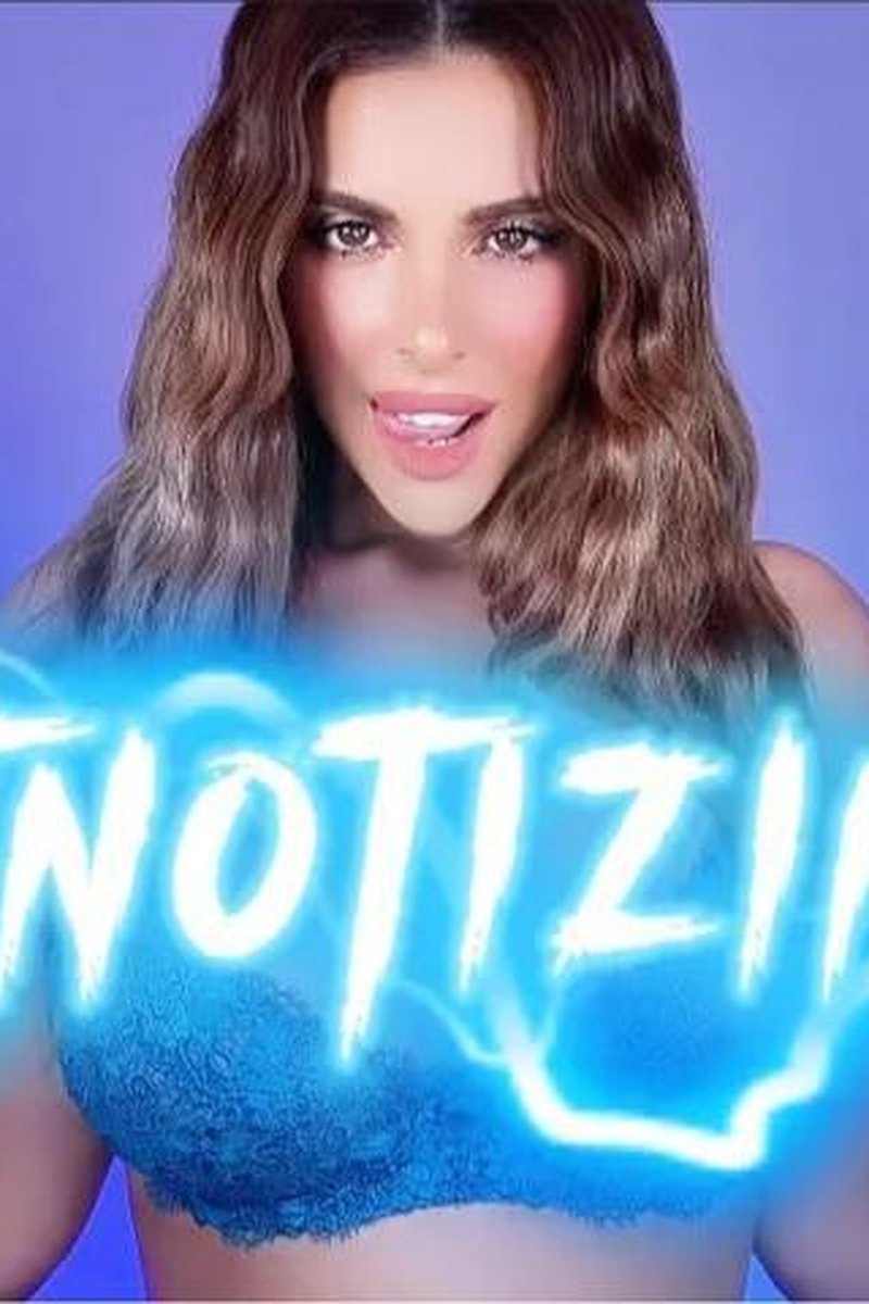 Titnotizing - Screenshot 1 of 4 - Queen Annellea