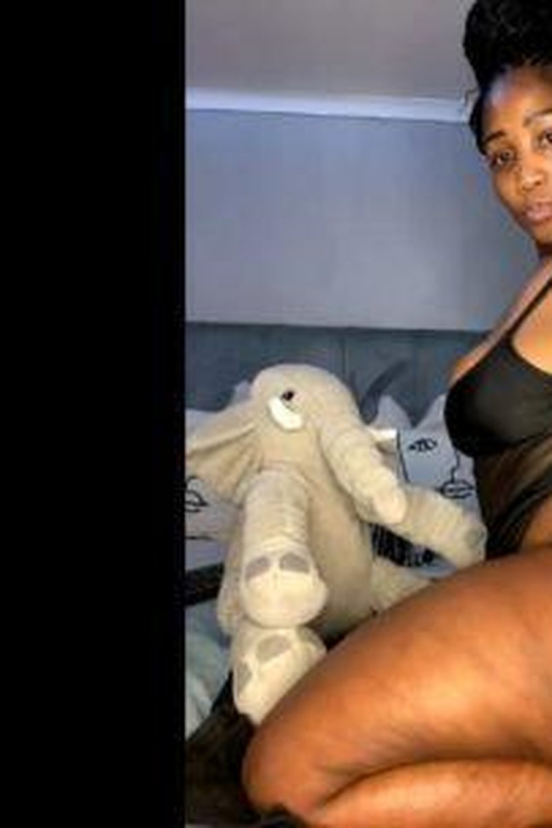 Fat Ass BBW Stripteasing & Being Playful - Screenshot 1 of 4 - Amateur