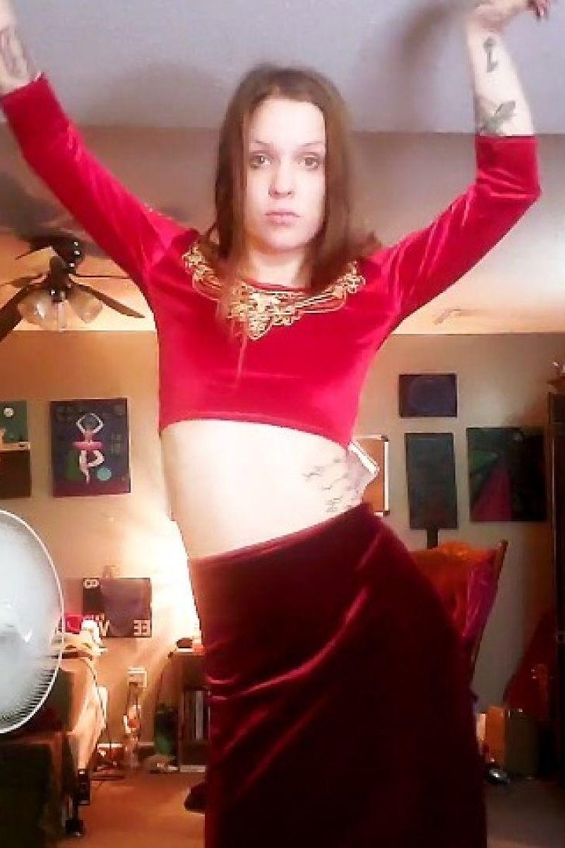 A Velour Vision In Ruby Red - Screenshot 1 of 4 - Alternative Girl