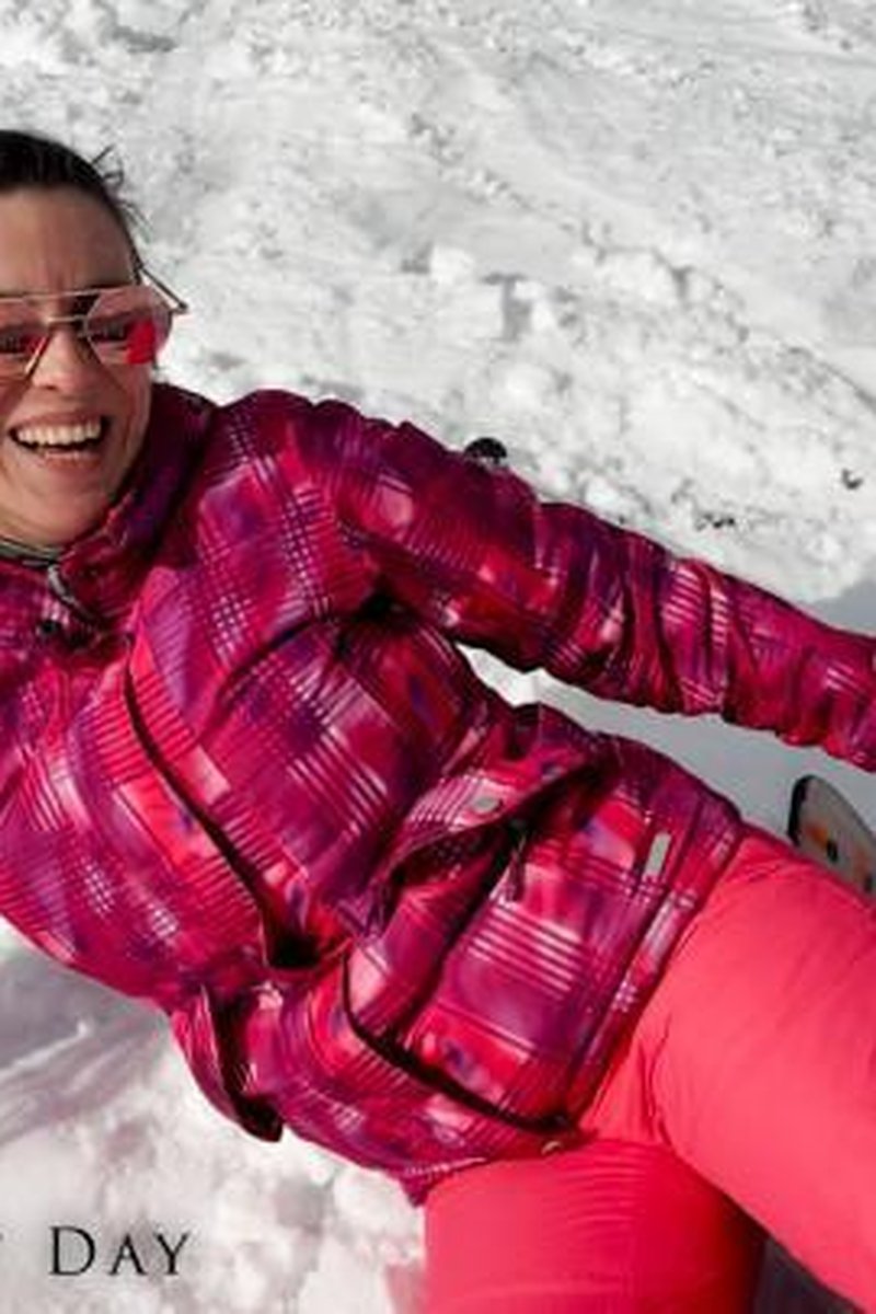Ski Days - Screenshot 1 of 4 - Sfw