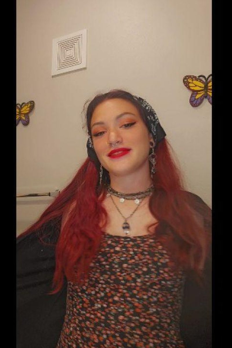 Ashhaz Striptease - Screenshot 1 of 4 - Anal