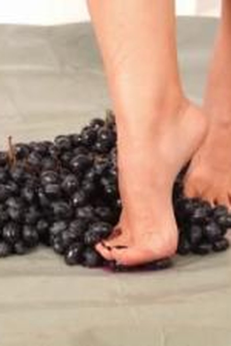 Grape Crush Fun - Screenshot 1 of 4 - Food