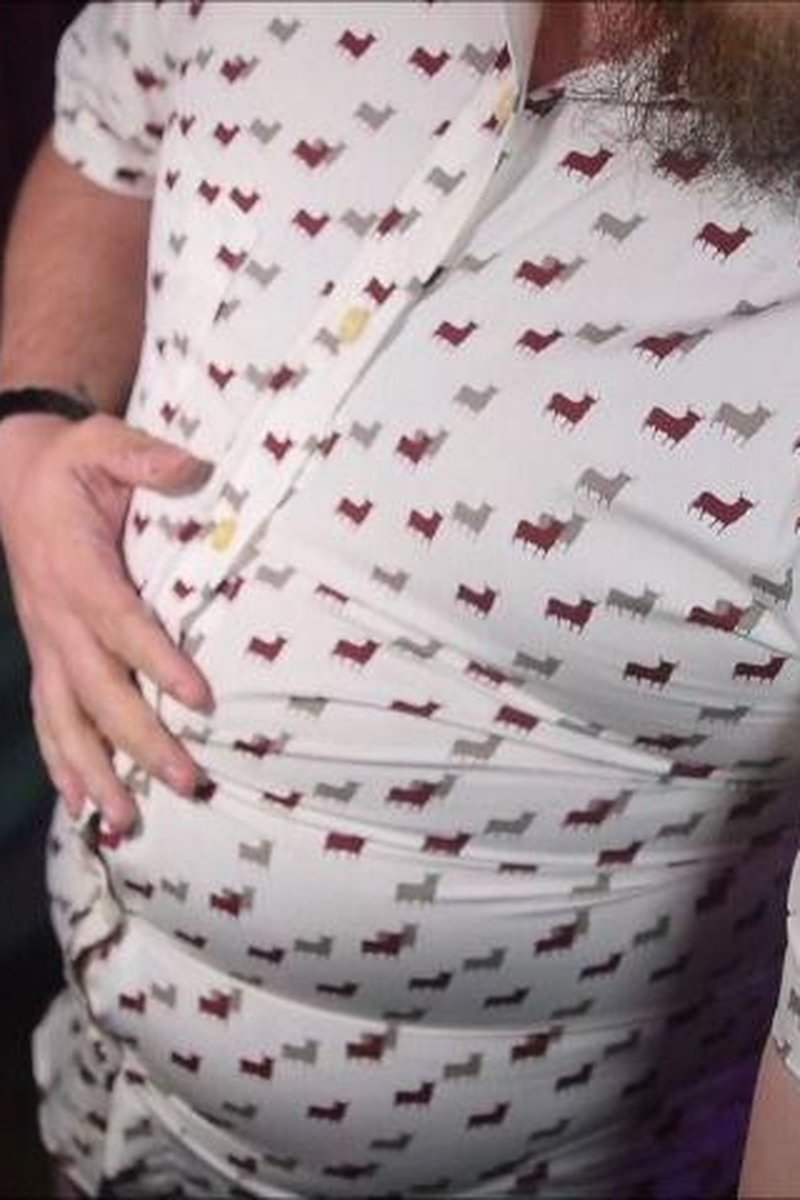 Button Pop Attempt 5 - Screenshot 1 of 4 - Belly Fetish